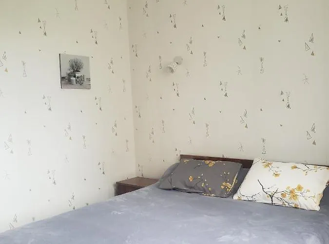 Chaleureuse A La Campagne